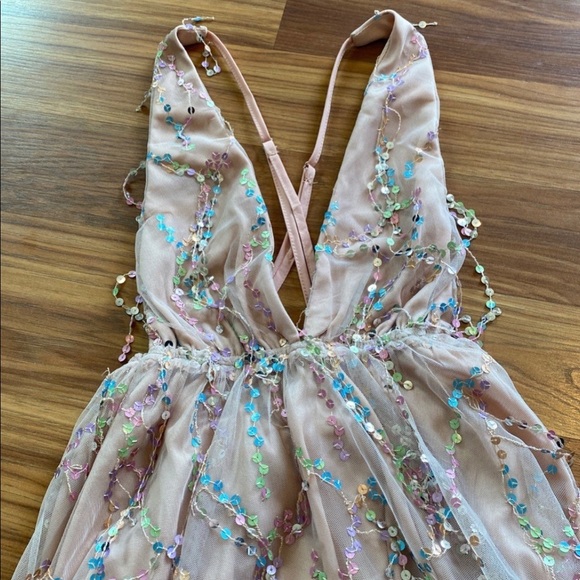 ❗️SOLD❗️🎉HP🎉 Hello Molly Dress - Picture 3 of 12